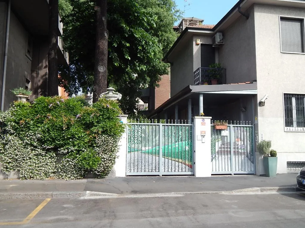 ** Oda ve Kahvaltı Forte House Milano İtalya